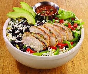 Green salad with chicken breast Bowl